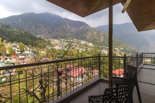 Wow Stayz2 Hotel The Lodge Dharamshala Dış mekan fotoğraf