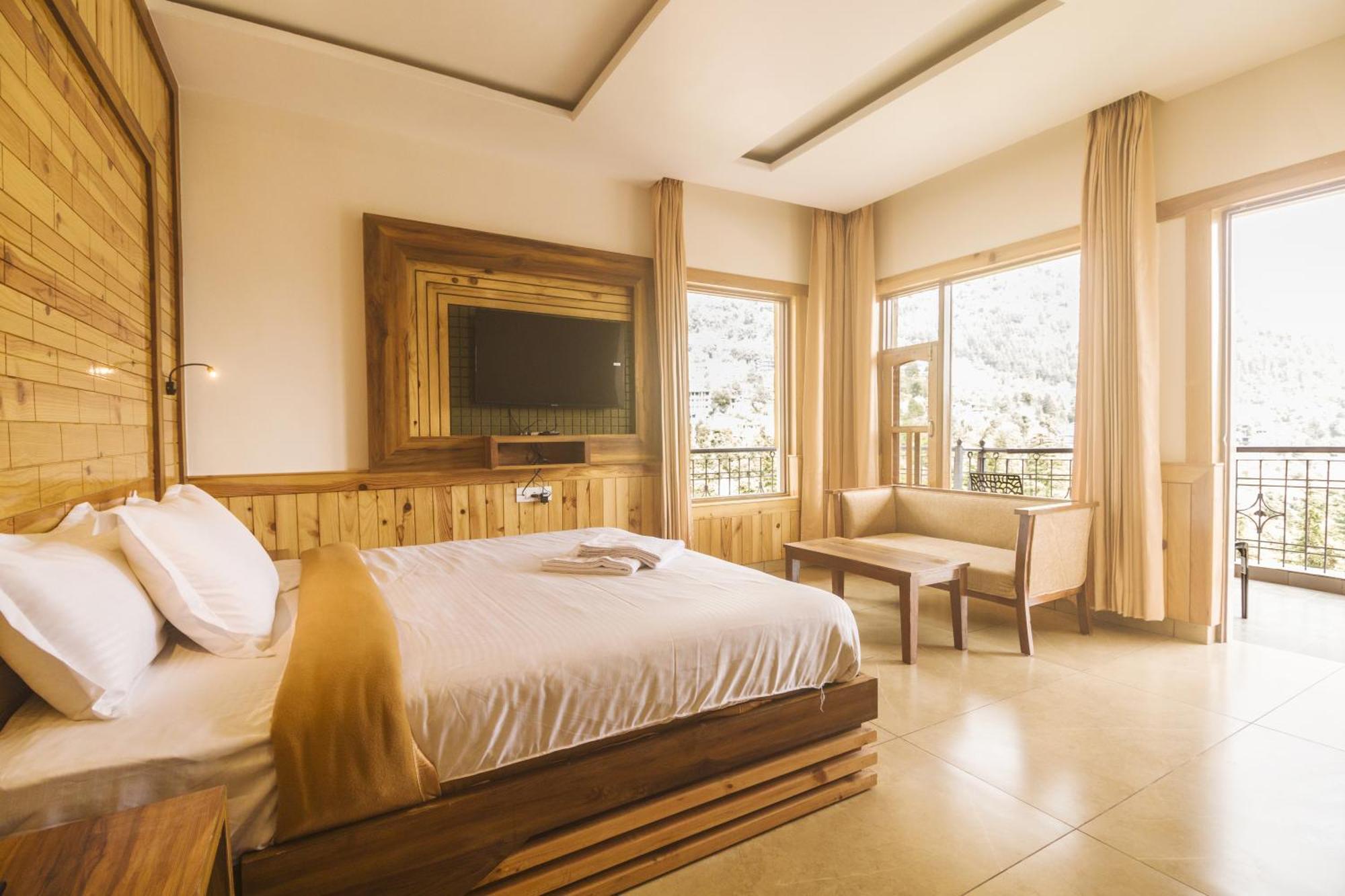 Wow Stayz2 Hotel The Lodge Dharamshala Dış mekan fotoğraf