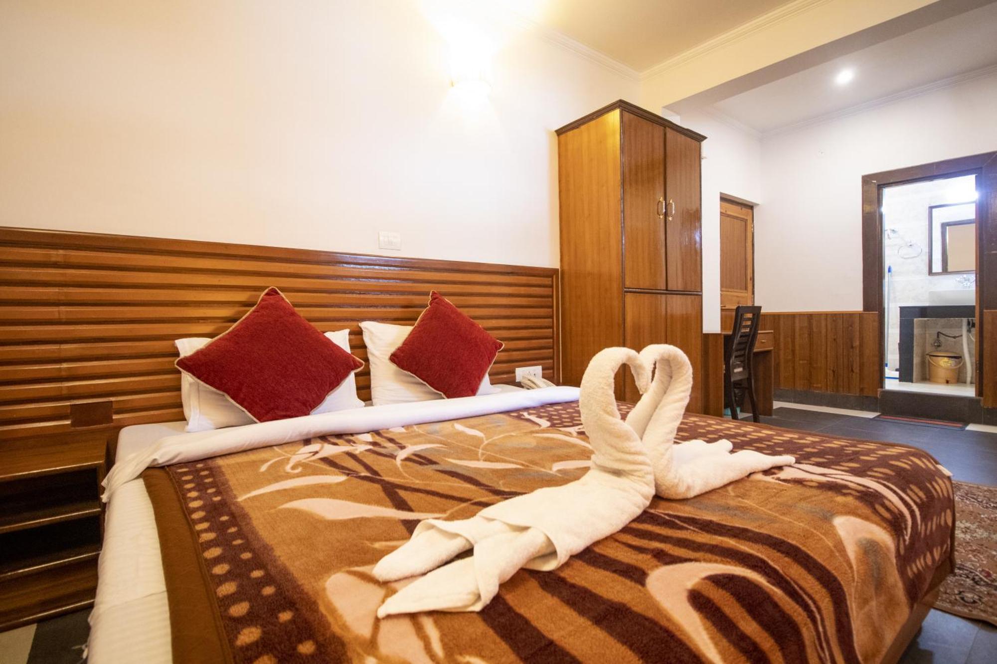 Wow Stayz2 Hotel The Lodge Dharamshala Dış mekan fotoğraf