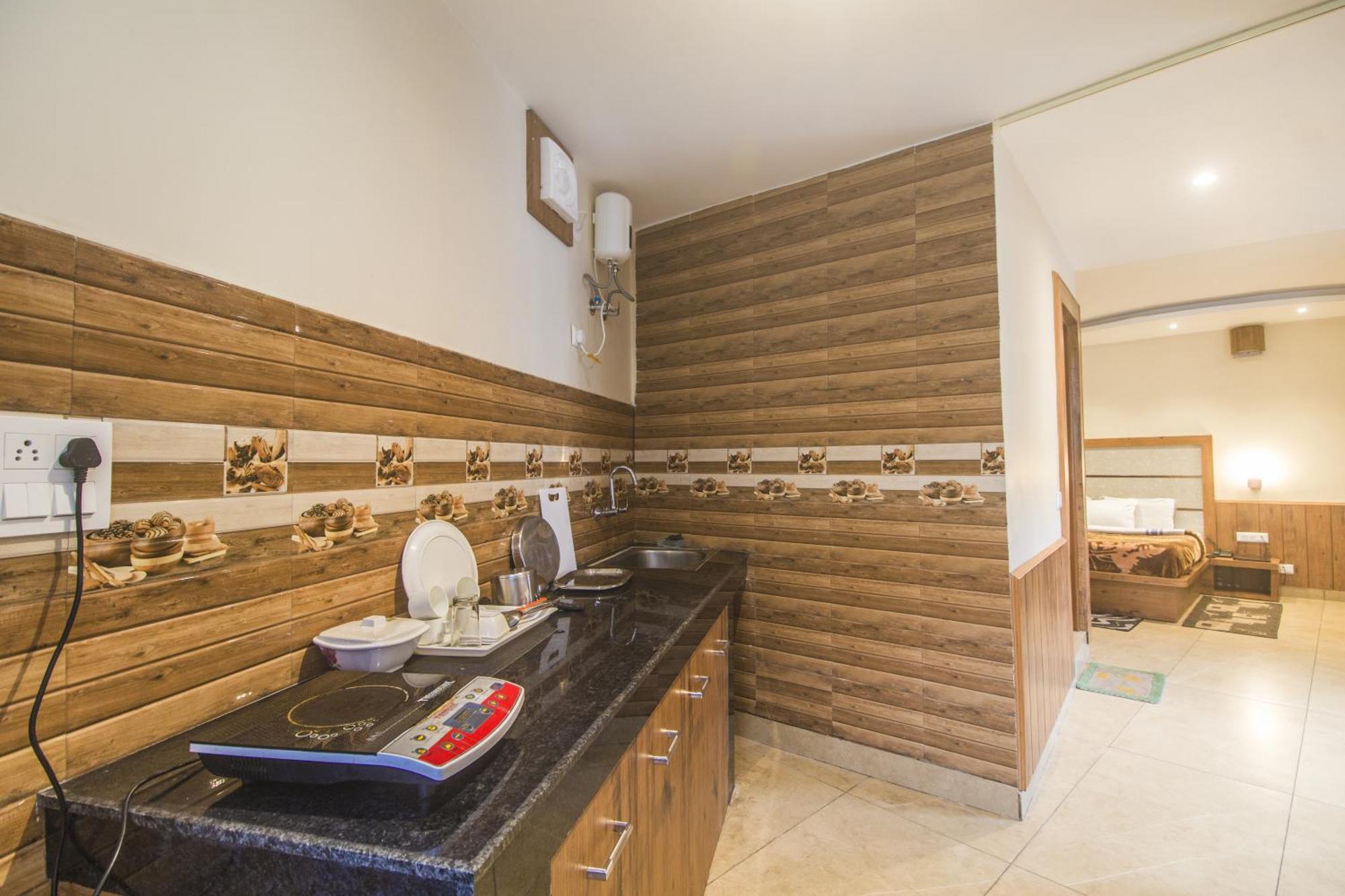 Wow Stayz2 Hotel The Lodge Dharamshala Dış mekan fotoğraf